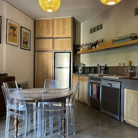 Maison De Village Avec Piscine *