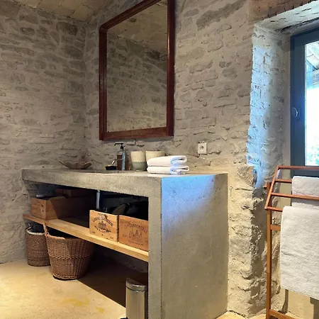 Maison De Village Avec Piscine *