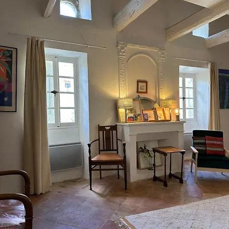Villa Maison De Village Avec Piscine *